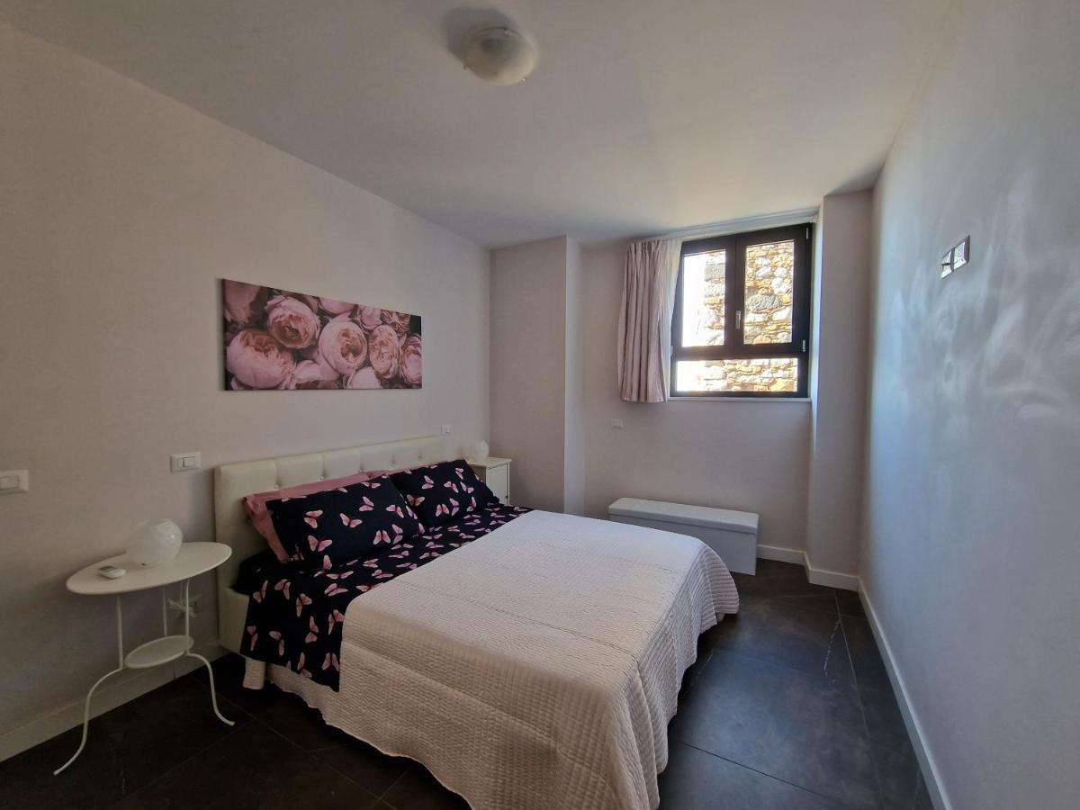 The White Domus Apartment Taormina Bagian luar foto