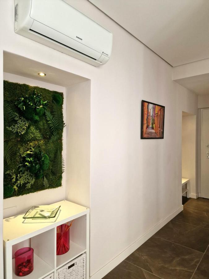 The White Domus Apartment Taormina Bagian luar foto