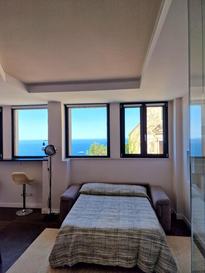 The White Domus Apartment Taormina Bagian luar foto