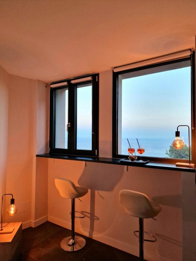 The White Domus Apartment Taormina Bagian luar foto
