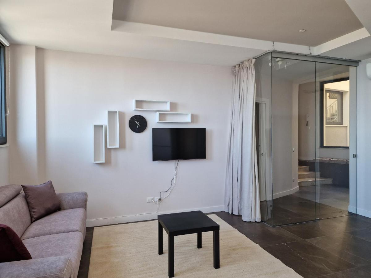 The White Domus Apartment Taormina Bagian luar foto